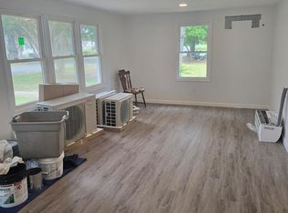 24092 Adelaide St, Parksley, VA 23421