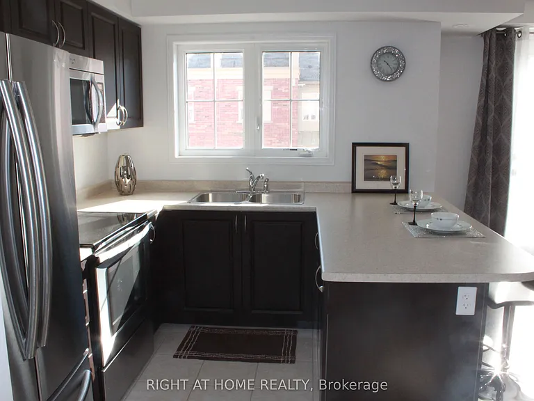 47 Hays Blvd #10 — Photo 6