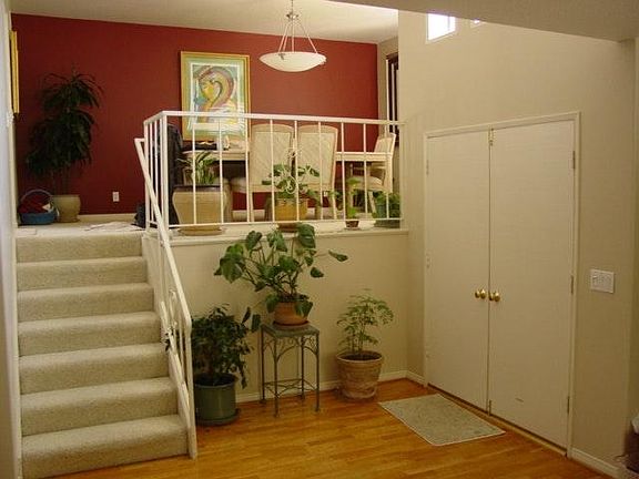 5th image of 625 Viewcrest Dr