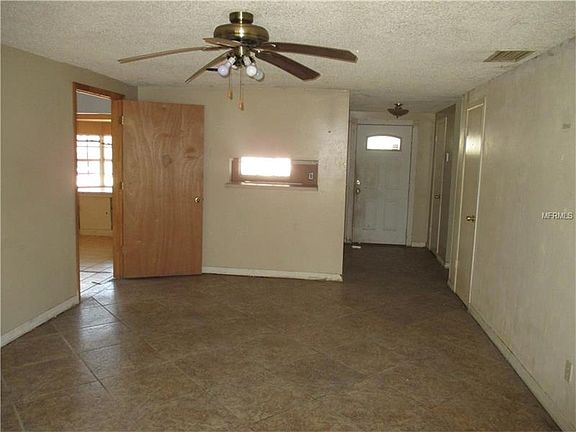 2nd image of 8821 Auburn Way