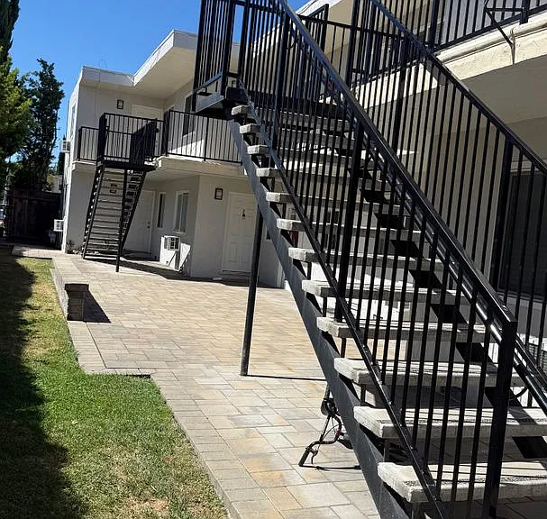2327 Pruneridge Ave — Photo 10