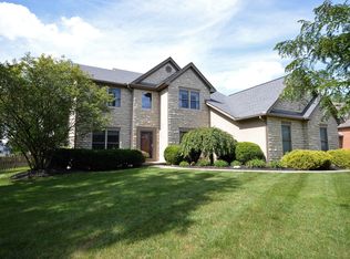 5482 Sandy Dr, Lewis Center, OH 43035