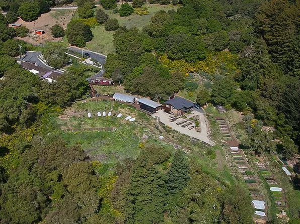 2317 Vine Hill Rd, Santa Cruz, CA 95065