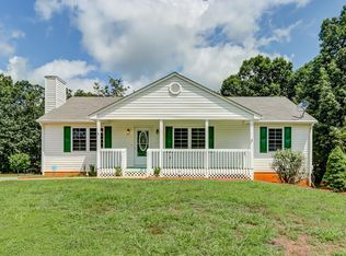 173 Pine Tag Ln, Appomattox, VA 24522