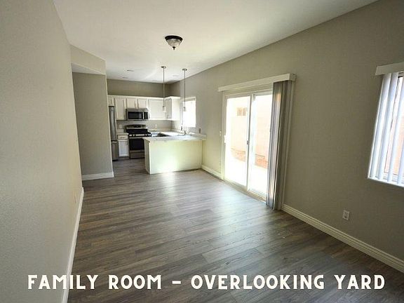5th image of 1023 W Janice Dr