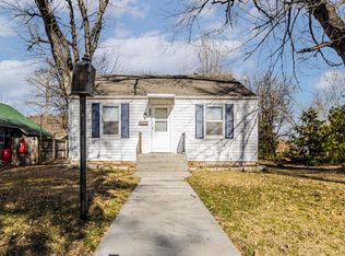 422 Kearney St, Manhattan, KS 66502