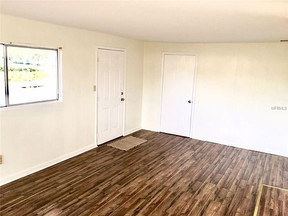 5th image of 457 40th Ave NE