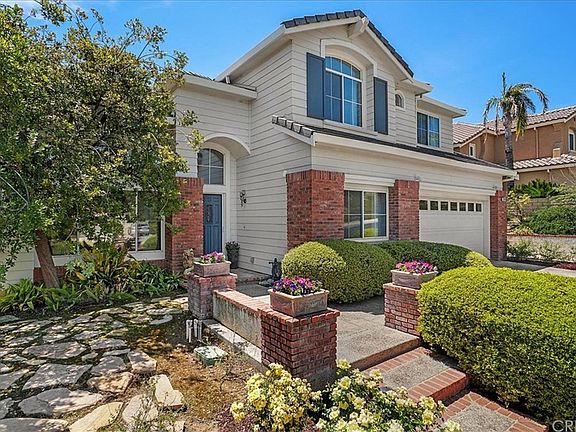 3rd image of 21644 Rose Canyon Ln