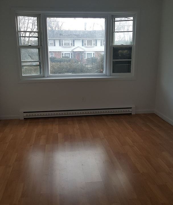2nd image of 258 Birchfield Dr APT 3