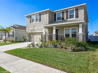 596 8th St NW, Ruskin, FL 33570