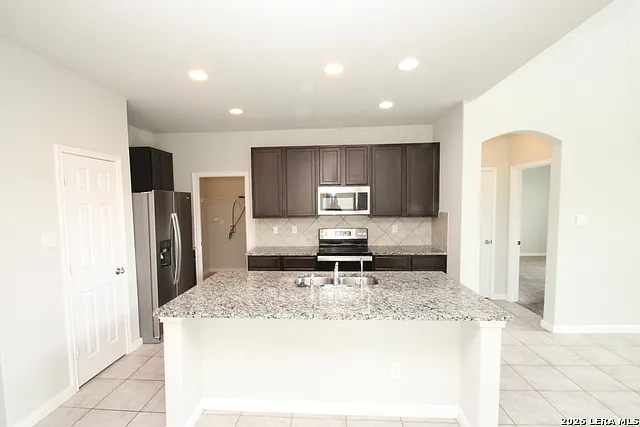 4623 Acclaim Ct — Photo 6