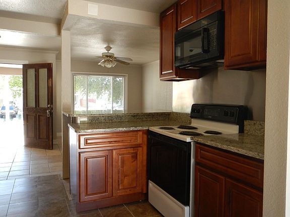 3rd image of 1071 N Hooker St