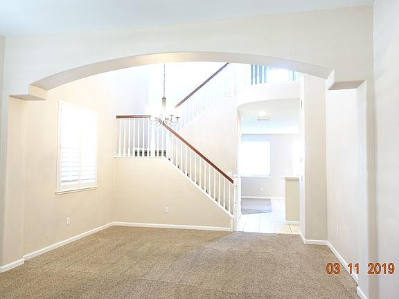 3rd image of 269 Ainger Cir
