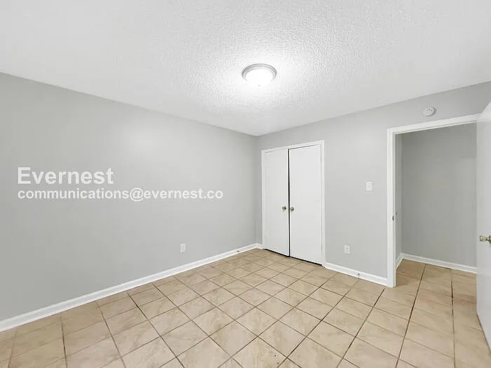 7275 Cedardale Rd — Photo 8
