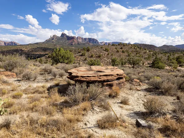 Zuni Cir #25, Springdale, UT 84767
