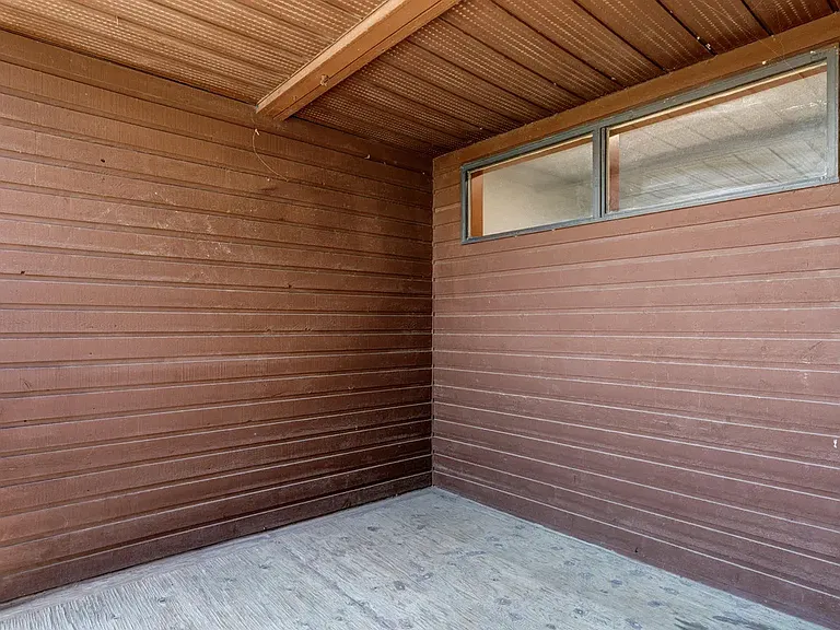 305 Fietz St — Photo 28