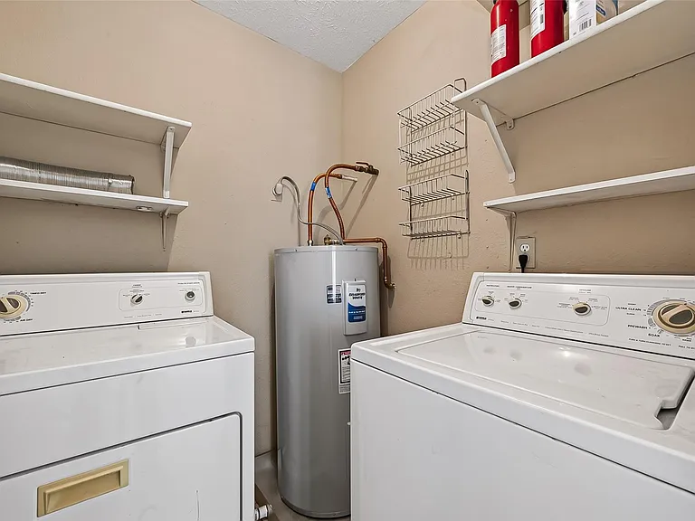 7410 La Granada Dr — Photo 21