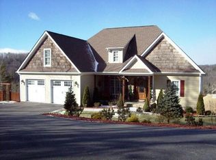 378 Titus Ridge Dr, Fleetwood, NC 28626