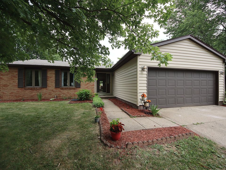 1st image of 6715 Breeds Hill Dr
