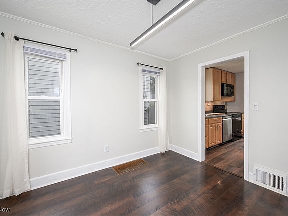 5th image of 2581 8th St