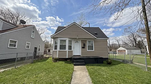 18581 Pierson St Photo 1