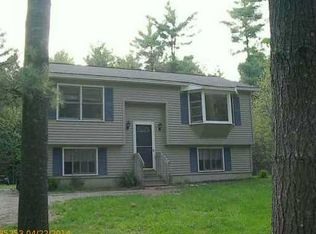 73 Anson Rd, Leeds, ME 04263