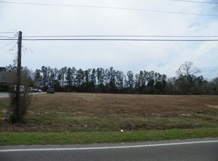 1718 S Main St, Poplarville, MS 39470