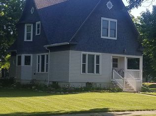 980 Chestnut St, Dawson, MN 56232