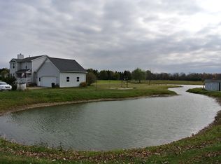 8772 Almont Rd, Almont, MI 48003