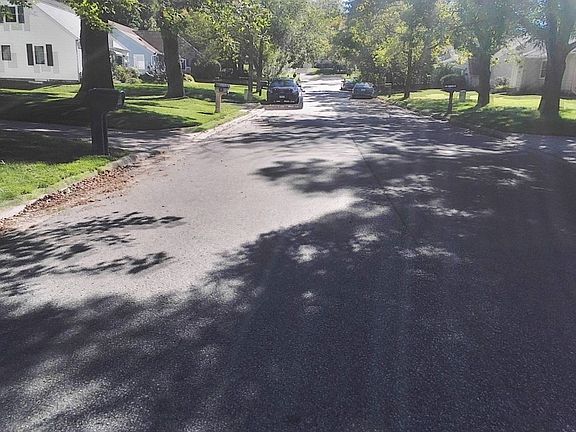 4th image of 1519 Roosevelt Ave