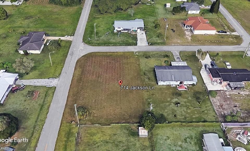 1st image of 714 Jackson Ln