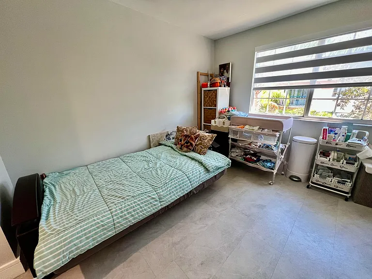 2033 SE 10th Ave #620 — Photo 19