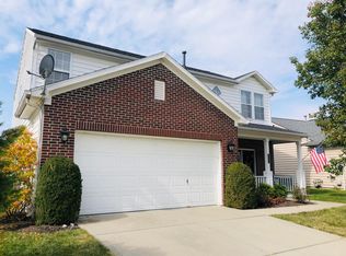 12296 Sagamore Woods Dr, Fishers, IN 46037