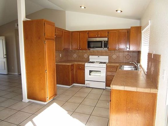 5th image of 24843 Northern Dancer Dr