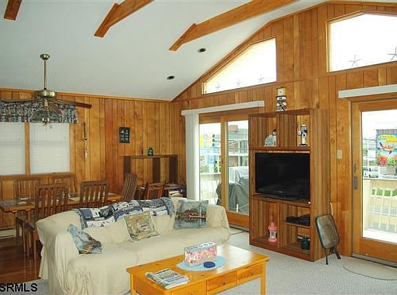 3rd image of 5159 West Ave