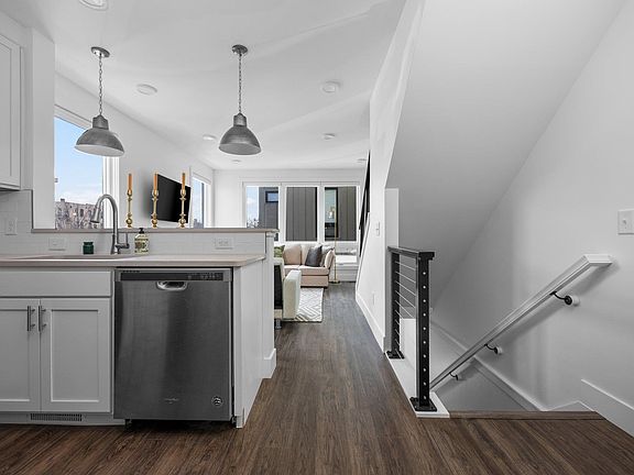 4th image of 134 Gillis St #16
