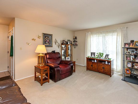 4th image of 4149 Mellis Dr