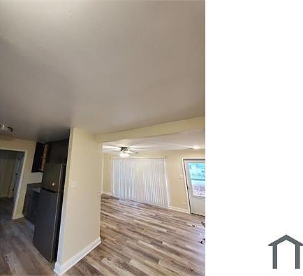 4th image of 16019 Clifton Park Ave