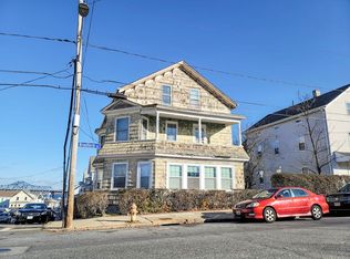 556 Bradford Ave, Fall River, MA 02721