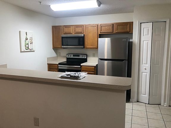 3rd image of 9505 Armelle Way Unit 13