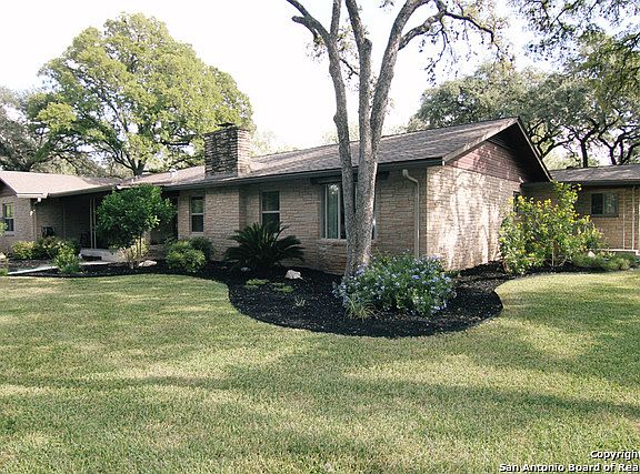 2nd image of 302 Wyndale Dr