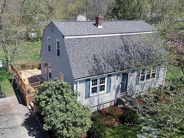 1st image of 285 Plymouth St
