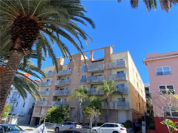 980 S Oxford Ave Unit 201, Los Angeles, CA 90006