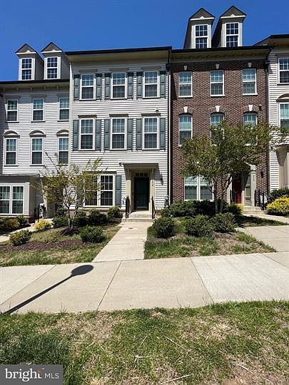 2nd image of 208 Freesia Ln