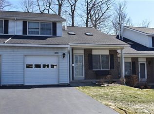 1060 Cunningham Dr, Victor, NY 14564