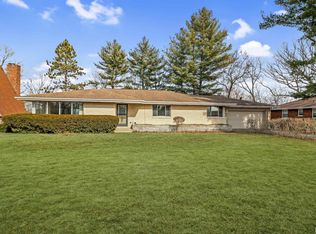 330 S Barnewolt Dr, Peoria, IL