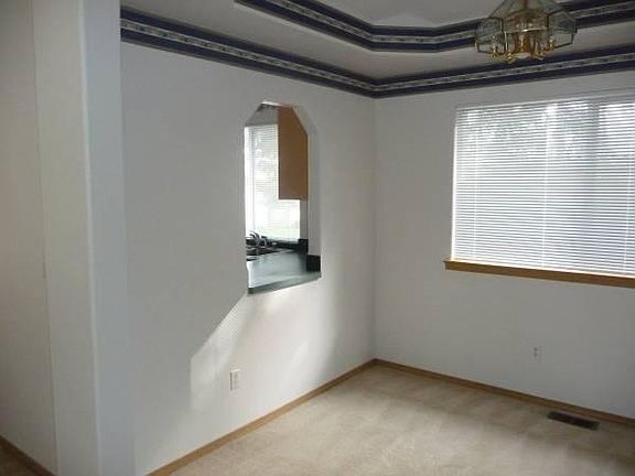5th image of 7092 SE Kansas Ave