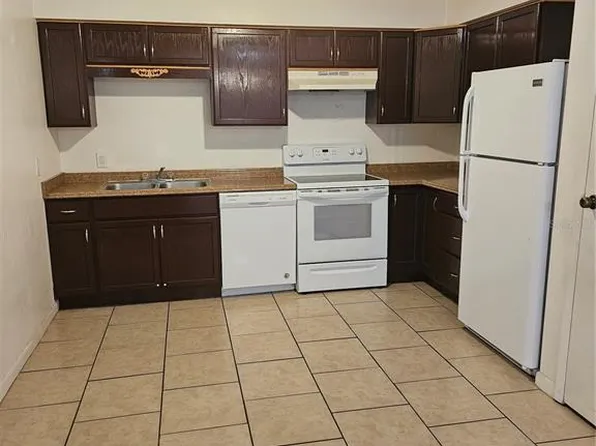 331 W Alamo Dr, Lakeland, FL 33813