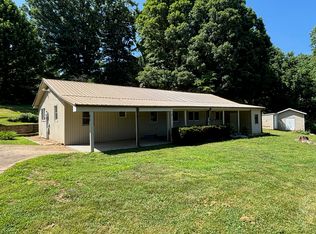66 Veterans Dr, Marion, NC 28752