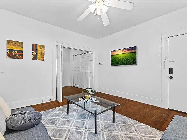 2509 Whitney St #A — Photo 4